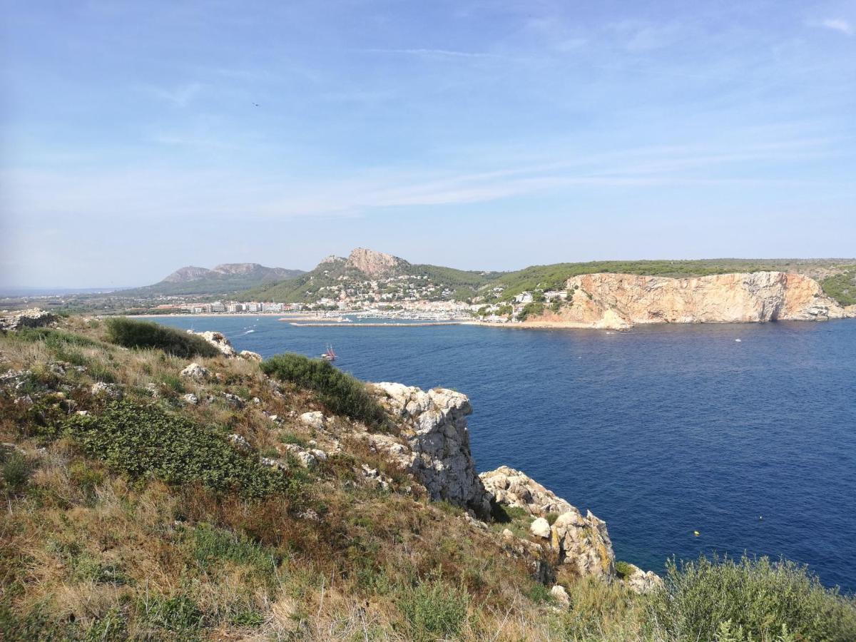 Allotjament i esmorzar Mas Del Llop Blanc - Dog Friendly Rural - Sobrestany