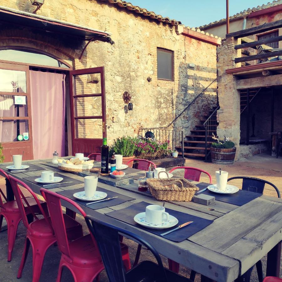 Mas Del Llop Blanc - Dog Friendly Rural - Allotjament i esmorzar Sobrestany