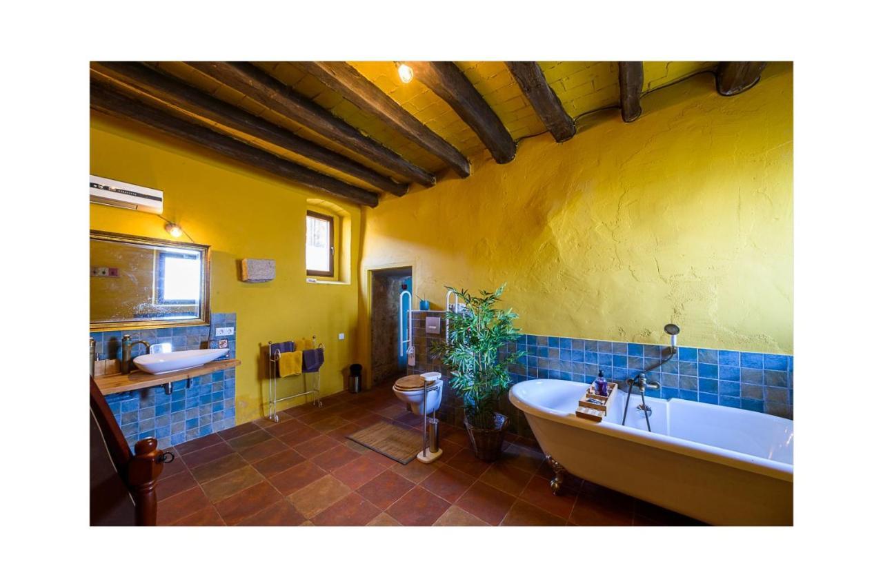 Allotjament i esmorzar Mas Del Llop Blanc - Dog Friendly Rural - 3*