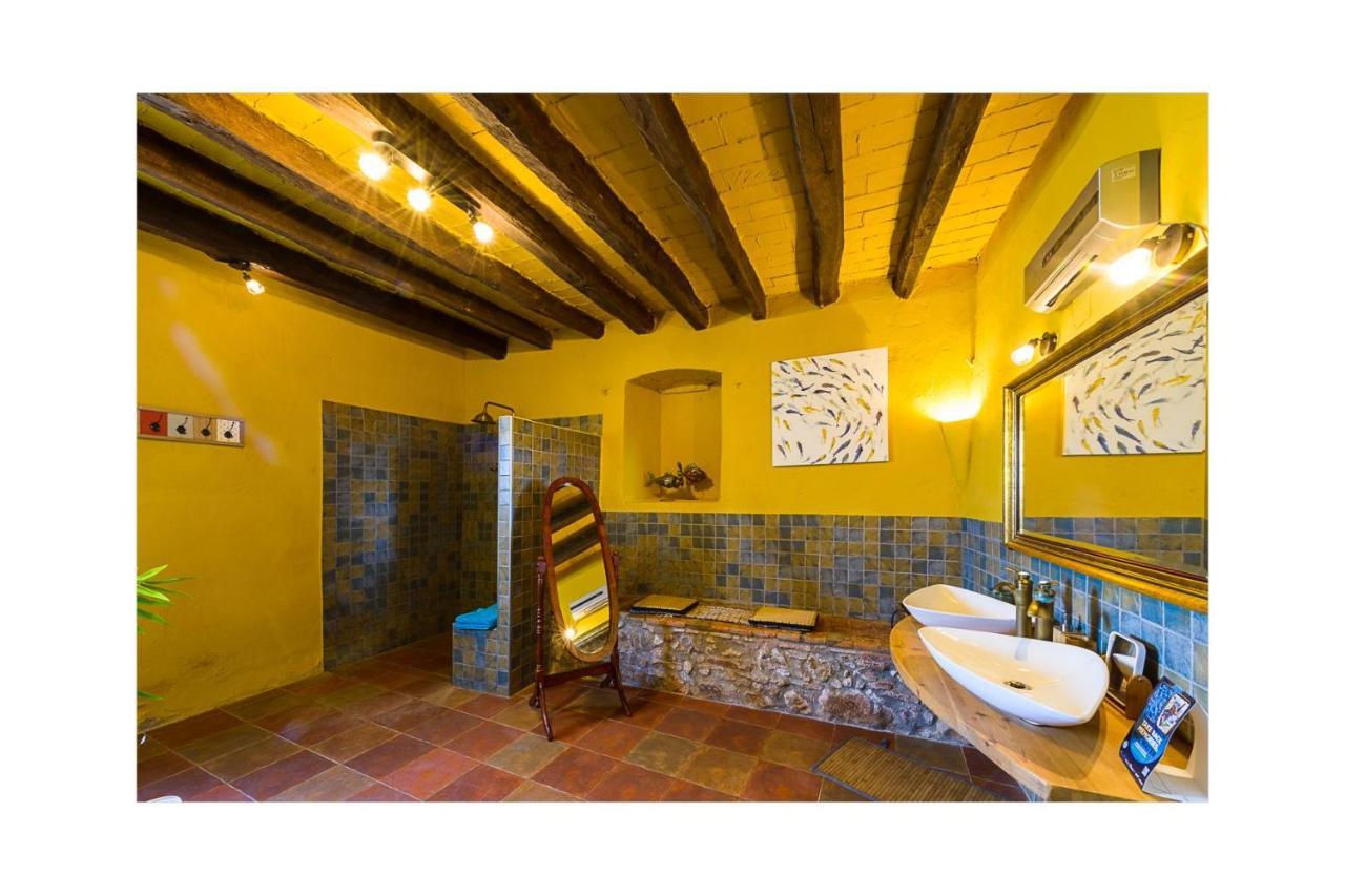 Mas Del Llop Blanc - Dog Friendly Rural - Allotjament i esmorzar Sobrestany