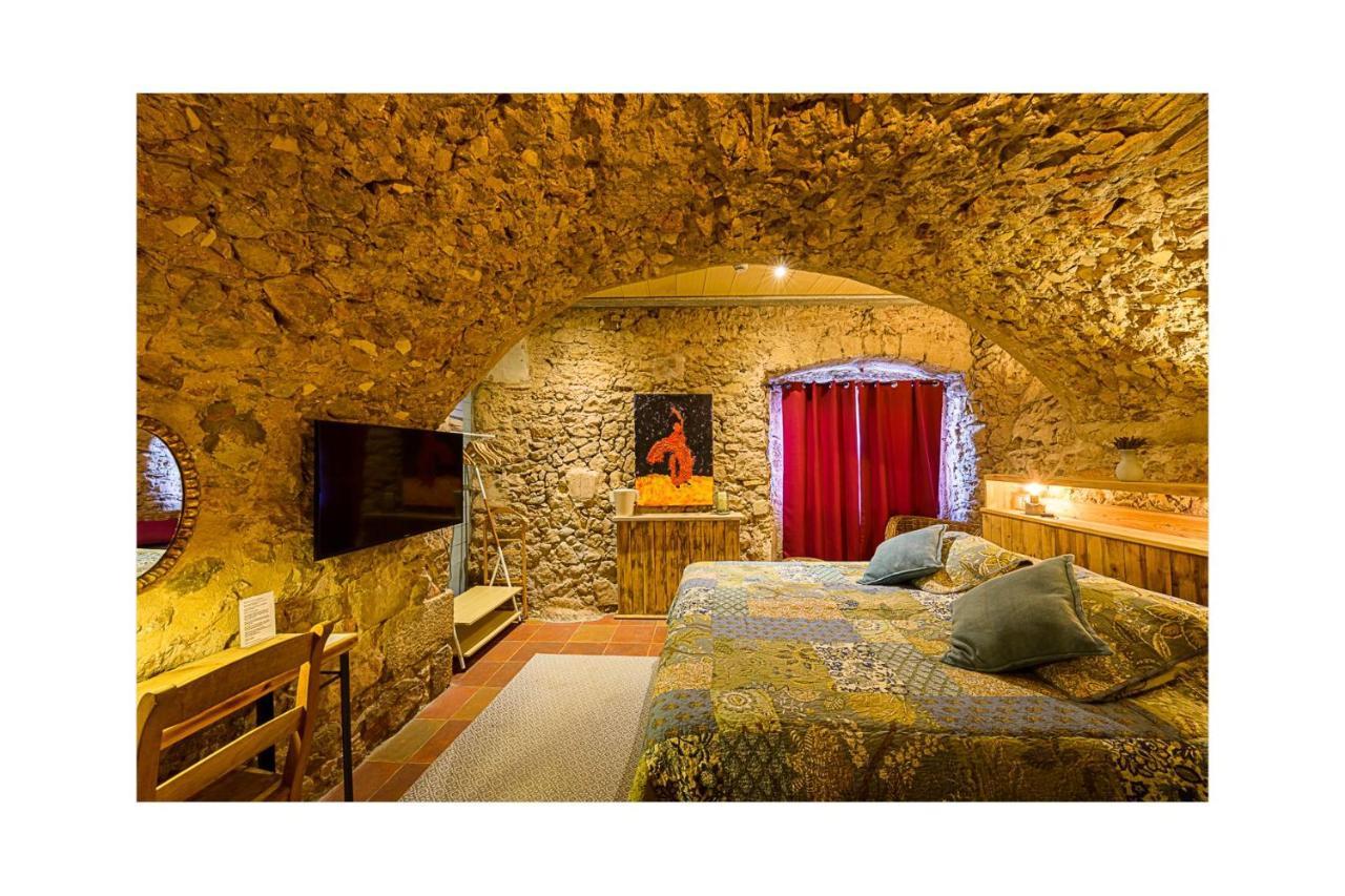 Allotjament i esmorzar Mas Del Llop Blanc - Dog Friendly Rural - 3*