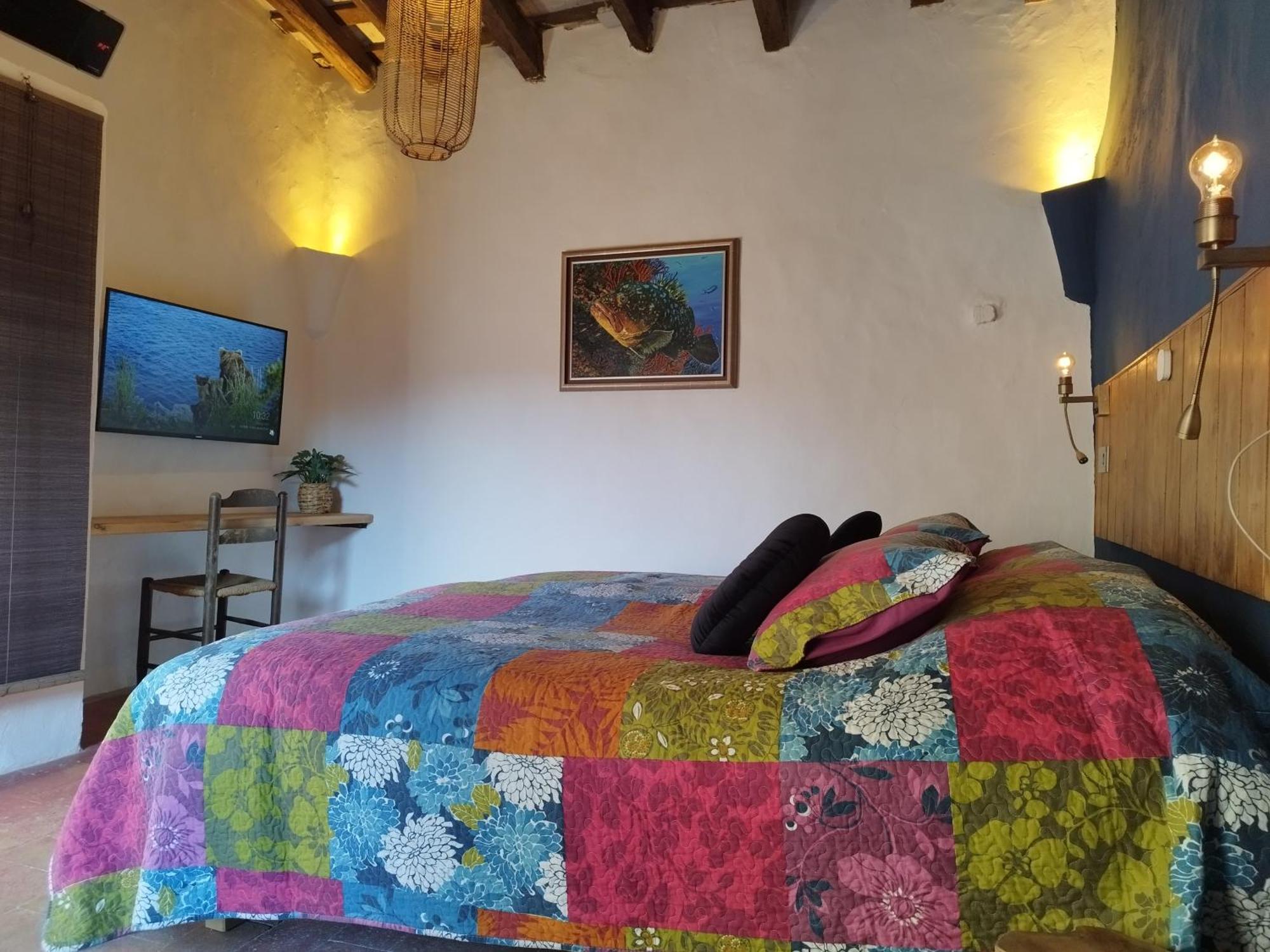 Allotjament i esmorzar Mas Del Llop Blanc - Dog Friendly Rural - Sobrestany